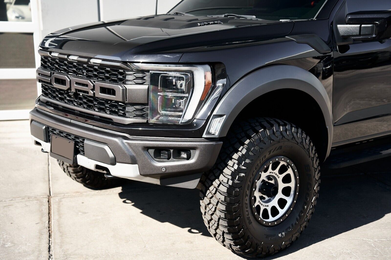 2023-Ford-F-150-Raptor-Front-Quarter-POSTER-24-X-36-INCH-Nice-116342063090 2023 Ford F-150 Raptor (Front Quarter) POSTER 24 X 36 INCH Nice! - Image 1