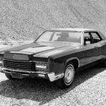 1970 Lincoln Continental 4 Door (Gravel) POSTER 24 X 36 INCH Looks Sweet!