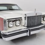1982-Lincoln Mark VI (Lights) POSTER 24 X 36 INCH Looks Sweet!