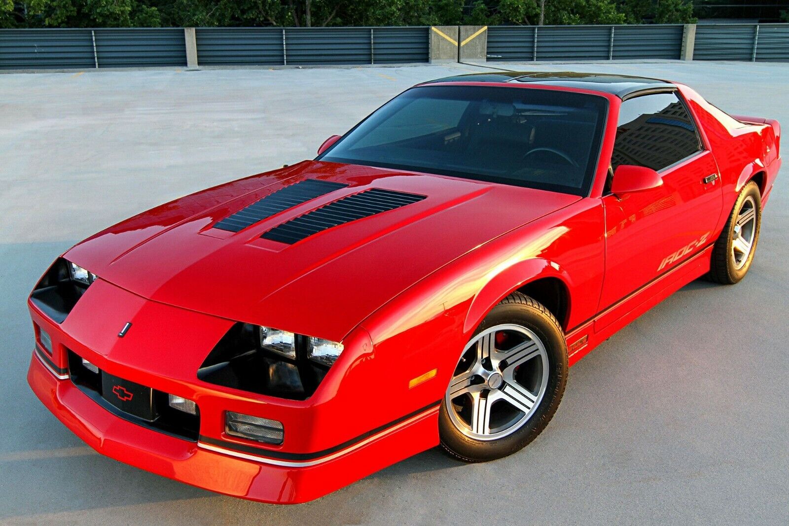 1988-IROC-Z28-CHEVY-CAMARO-T-TOPS-POSTER-24-X-36-INCH-SWEET-114324121032 1988 IROC Z28 CHEVY CAMARO T-TOPS POSTER 24 X 36 INCH SWEET! - Image 1