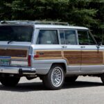 1989 JEEP GRAND WAGONEER (Rear Angle) POSTER 24 X 36 INCH JEEP CHEROKEE