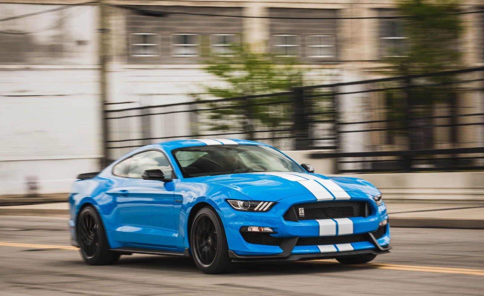 2017-FORD-MUSTANG-SHELBY-GT350-BLUE-SIDE-POSTER-24-X-18-INCH-LOOKS-AWESOME-126584444983 2017 FORD MUSTANG SHELBY GT350 (BLUE SIDE) POSTER 24 X 18 INCH LOOKS AWESOME!! - Image 1