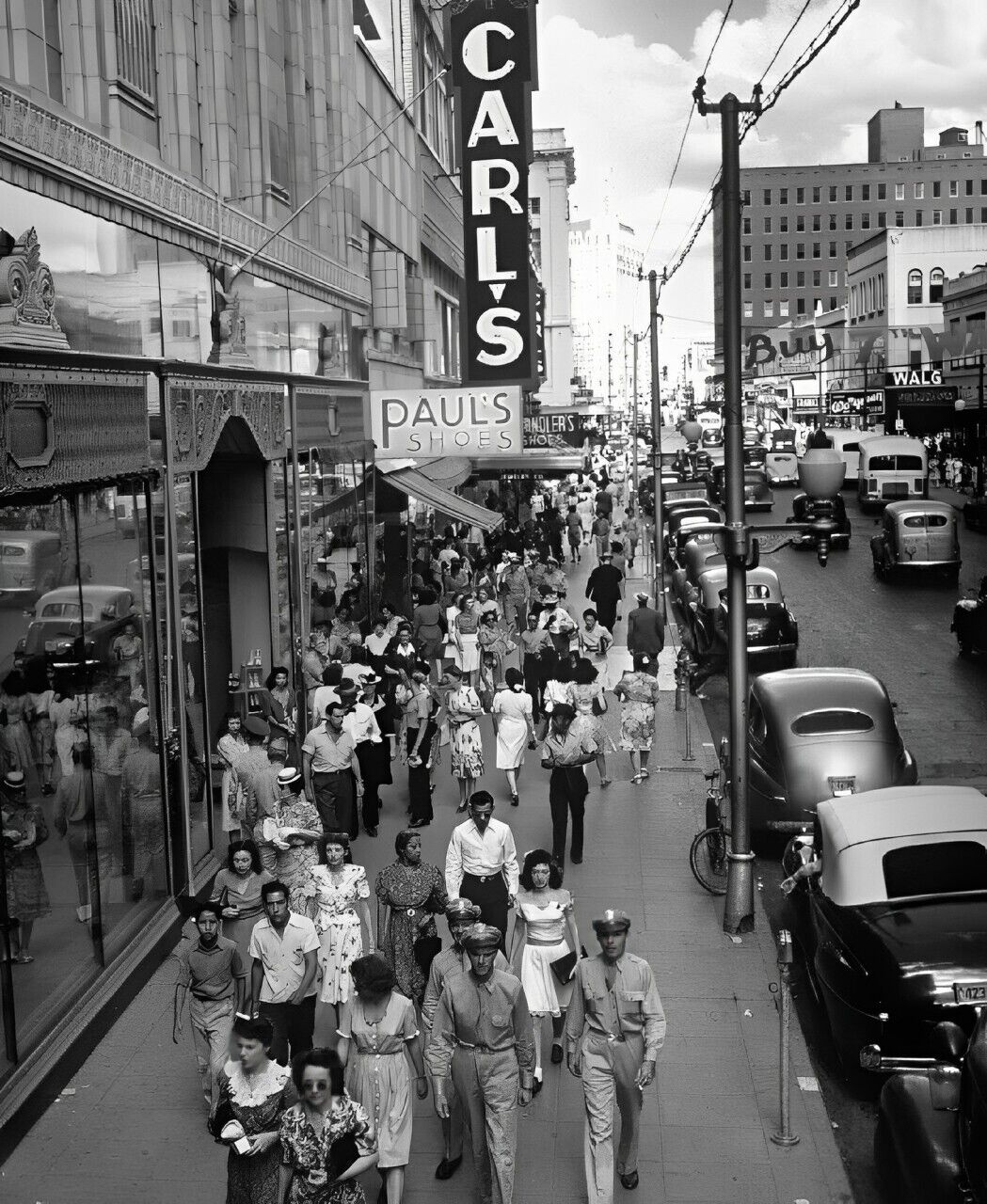 Houston-Street-San-Antonio-Texas-1945-POSTER-24-X-18-Inches-Wall-Art-116457497585 Houston Street San Antonio Texas 1945 POSTER 24 X 18 Inches Wall Art - Image 1