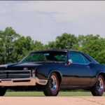 1967 BUICK RIVIERA (ANGLE) POSTER 24 X 36 INCH SWEET!