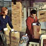 Laoding Groceries at the A&P 60s 24 X 18 Inch POSTER Vintage Wall Art