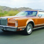 1977 LINCOLN CONTINENTAL MARK V (FRONT ANGLE) POSTER 24 X 36 INCH SWEET LOOKING!