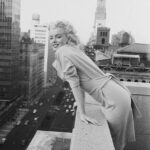 Marilyn Monroe Leaning Over Balcony POSTER 24 X 18 Inches Nice!